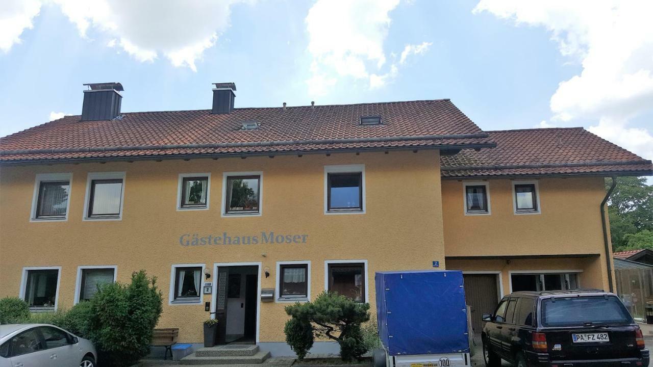 Gastehaus Moser Hotel Untergriesbach Bagian luar foto